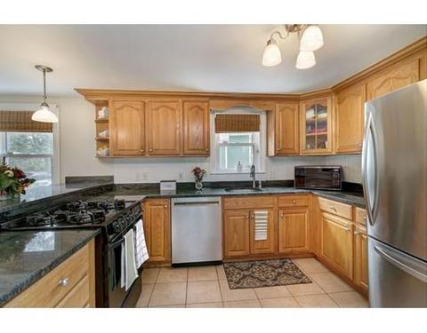 120 Needham St, Dedham, MA 02026 photo 5