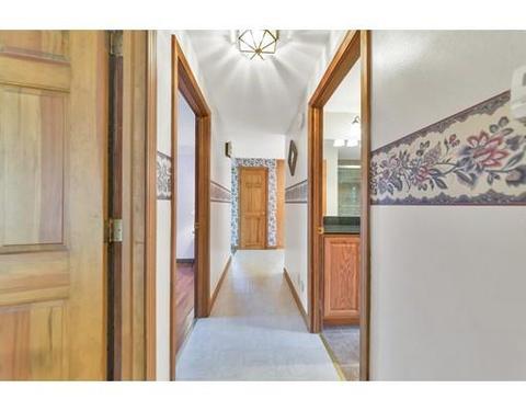 89 Pondview Dr, Chicopee, MA 01020 photo 12