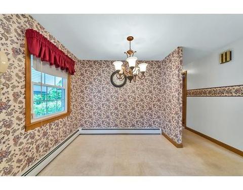 89 Pondview Dr, Chicopee, MA 01020 photo 11
