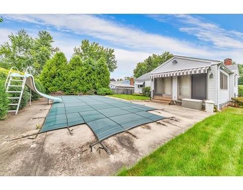 89 Pondview Dr, Chicopee, MA 01020 photo 19