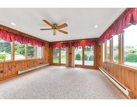89 Pondview Dr, Chicopee, MA 01020 photo 17