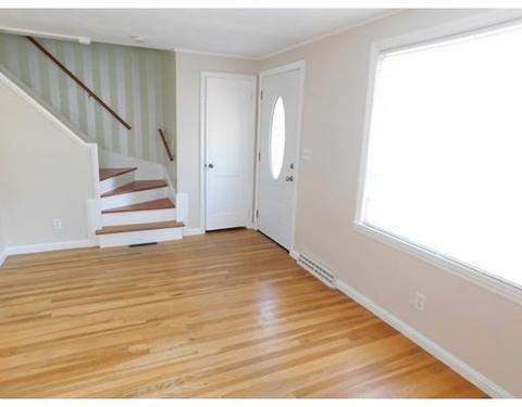 60 Lumae St, Springfield, MA 01119 photo 11