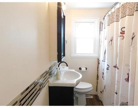 60 Lumae St, Springfield, MA 01119 photo 7