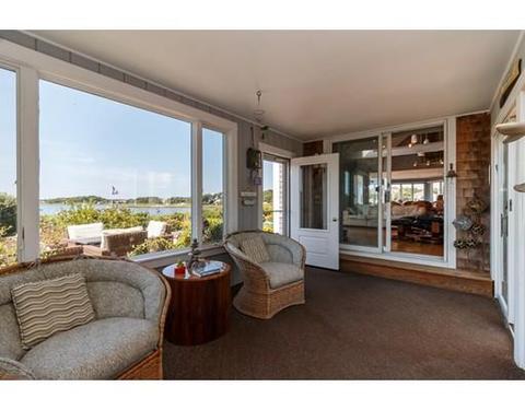 105 Whippoorwill Cir, Mashpee, MA 02649 photo 8