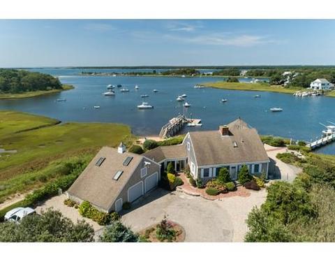 105 Whippoorwill Cir, Mashpee, MA 02649 photo 6