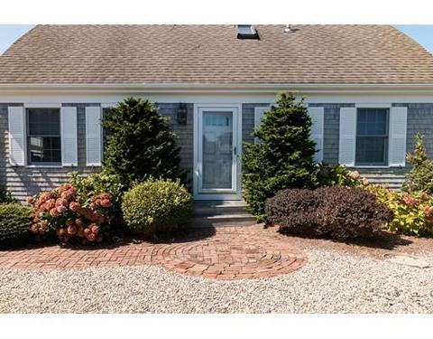 105 Whippoorwill Cir, Mashpee, MA 02649 photo 5