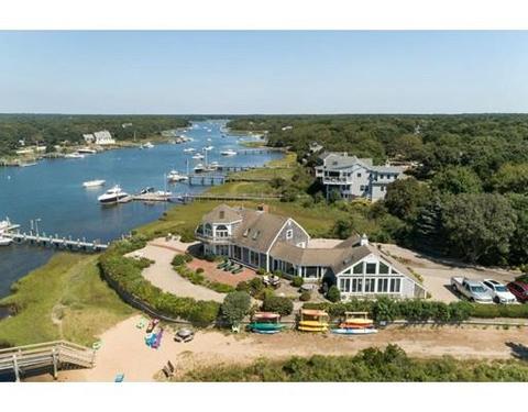 105 Whippoorwill Cir, Mashpee, MA 02649 photo 1