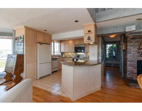 105 Whippoorwill Cir, Mashpee, MA 02649 photo 13