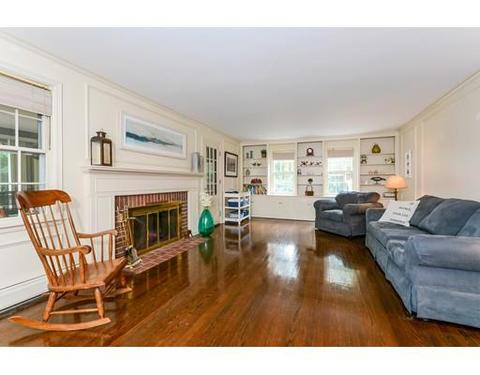 4 Dick Dr, Worcester, MA 01609 photo 3