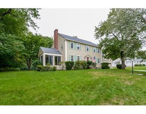 4 Dick Dr, Worcester, MA 01609 photo 1