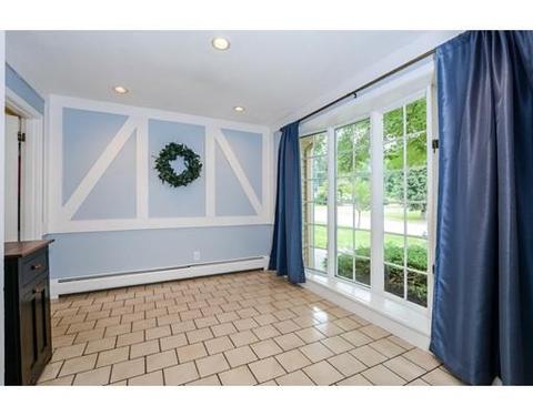 4 Dick Dr, Worcester, MA 01609 photo 9
