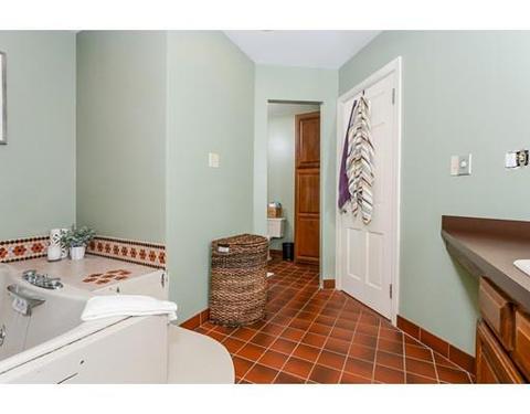 4 Dick Dr, Worcester, MA 01609 photo 20