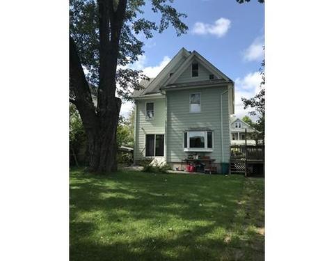 69 Bell St, Chicopee, MA 01013 photo 2