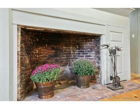 90 Middle St #R, Gloucester, MA 01930 photo 7