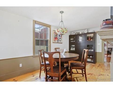 90 Middle St #R, Gloucester, MA 01930 photo 10