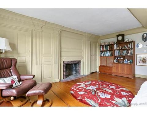 90 Middle St #R, Gloucester, MA 01930 photo 18