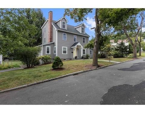 7 Kipling Rd, Arlington, MA 02476 photo 2