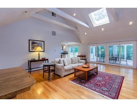 7 Lorusso Rd, Walpole, MA 02081 photo 3