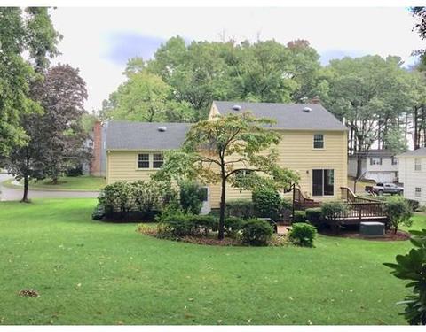 121 Dawson Dr, Needham, MA 02492 photo 5