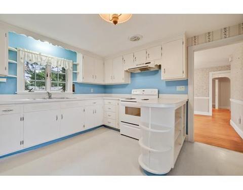 116 Conant St, Danvers, MA 01923 photo 10