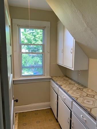 24 Sullivan St, Springfield, MA 01104 photo 15