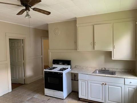 24 Sullivan St, Springfield, MA 01104 photo 7