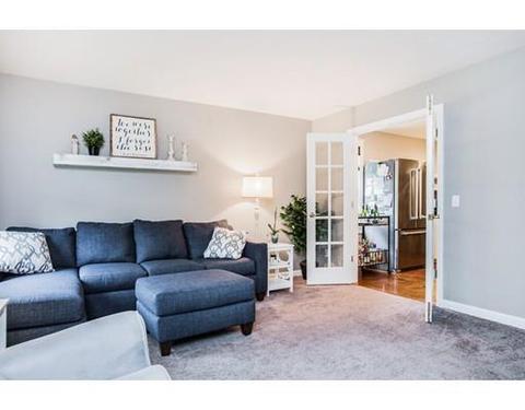 9 Wildflower Dr, Sutton, MA 01590 photo 4