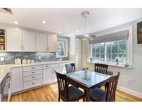 65 Douglas Rd, Needham, MA 02492 photo 4