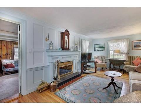 65 Douglas Rd, Needham, MA 02492 photo 9