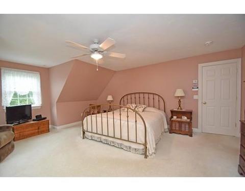 42 Miscoe Rd, Mendon, MA 01756 photo 12