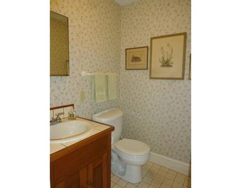 9 Pleasant St, Conway, MA 01341 photo 10