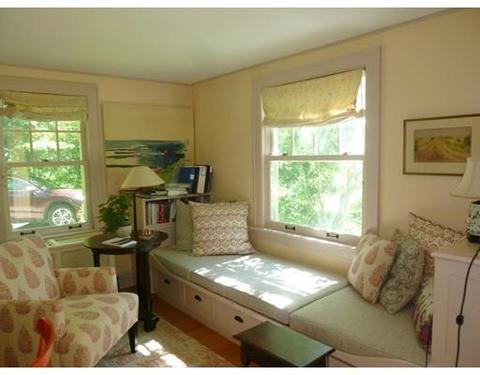 9 Pleasant St, Conway, MA 01341 photo 5