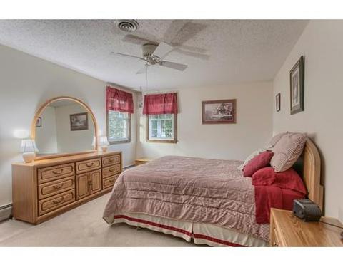 7 Larson Ln, Stoneham, MA 02180 photo 12