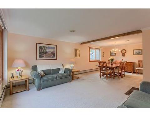 7 Larson Ln, Stoneham, MA 02180 photo 4
