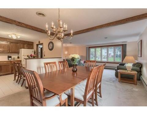 7 Larson Ln, Stoneham, MA 02180 photo 7