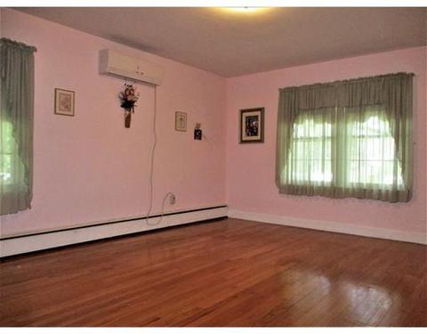 30 Acushnet Ave, Worcester, MA 01606 photo 12