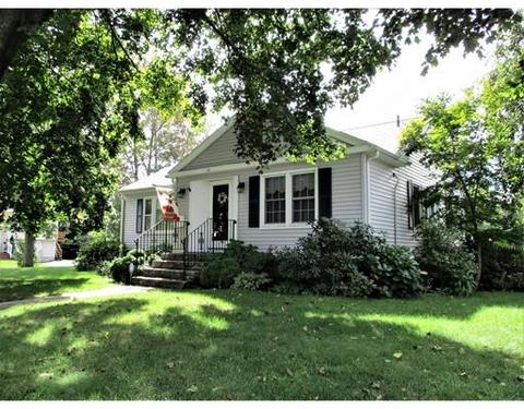 30 Acushnet Ave, Worcester, MA 01606 photo 2