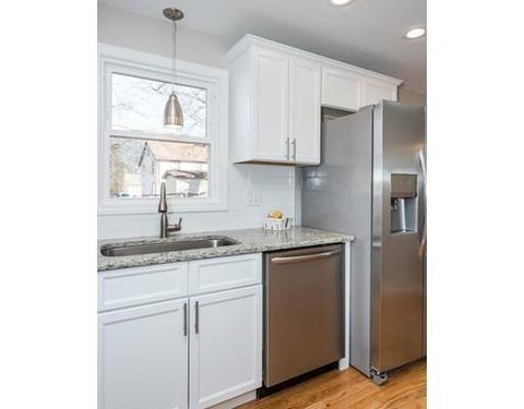 199 Lamont St, Springfield, MA 01119 photo 3