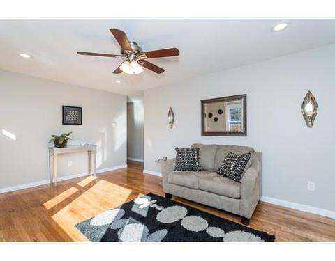 199 Lamont St, Springfield, MA 01119 photo 9