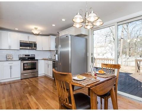 199 Lamont St, Springfield, MA 01119 photo 5