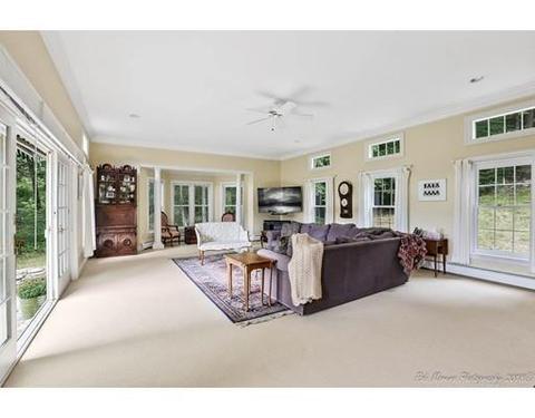 16 Juniper St, Beverly, MA 01915 photo 10