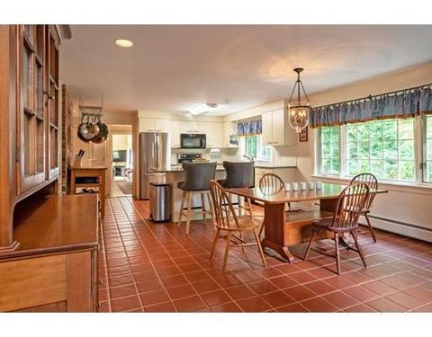16 Juniper St, Beverly, MA 01915 photo 7