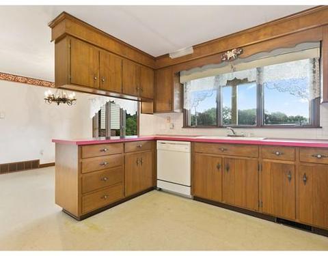 162 Mitris Blvd, Woonsocket, RI 02895 photo 7