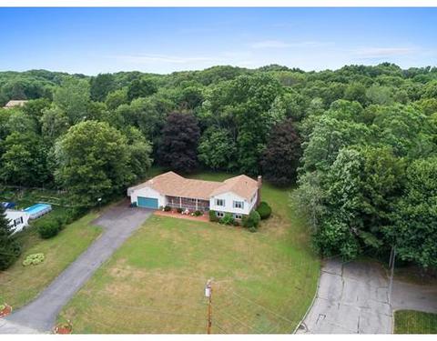 162 Mitris Blvd, Woonsocket, RI 02895 photo 2