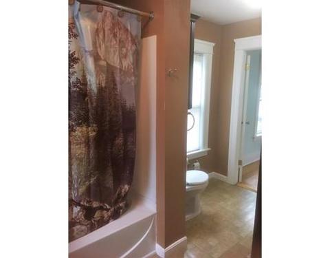62 Eureka St, Worcester, MA 01603 photo 8