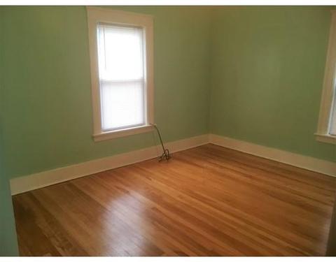62 Eureka St, Worcester, MA 01603 photo 5