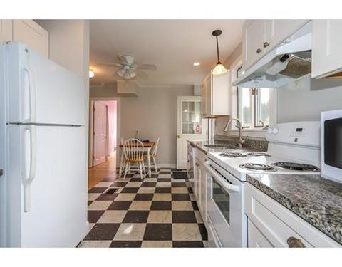 22 Corliss Ave, Gloucester, MA 01930 photo 9