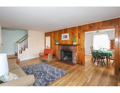 22 Corliss Ave, Gloucester, MA 01930 photo 4