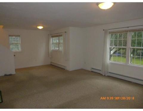 7 Seneca St, Worcester, MA 01603 photo 8