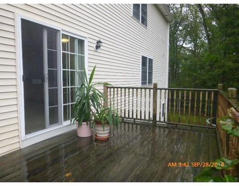 7 Seneca St, Worcester, MA 01603 photo 6